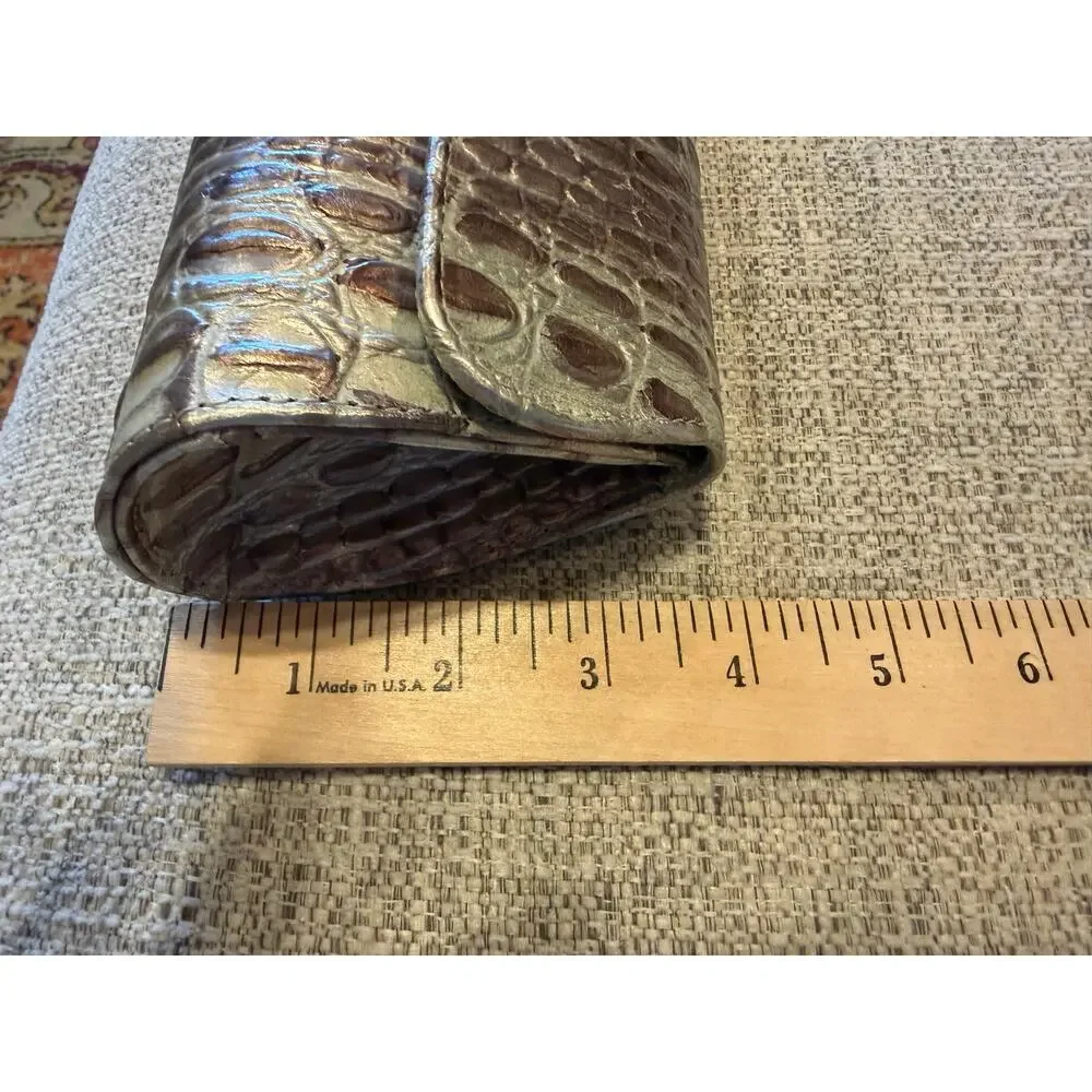 Vintage Jalda Metallic Croc Embossed Clutch Purse Magnetic Closure EUC